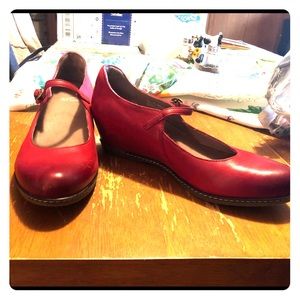 Dansko Loralie Red Mary Jane